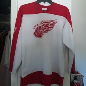 Red wings Jersey